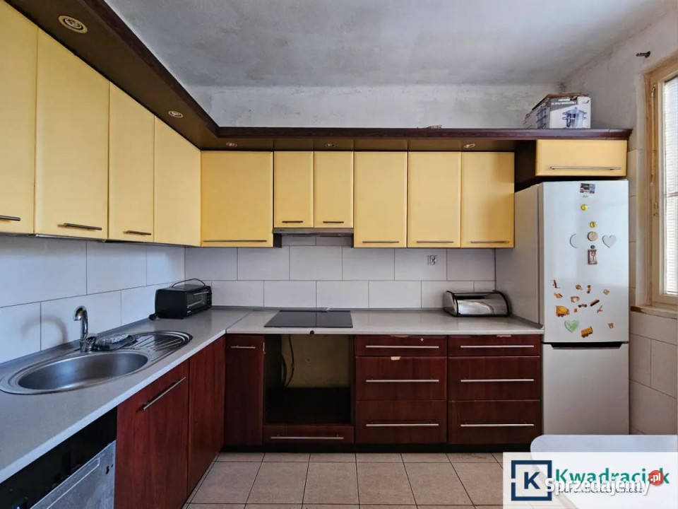 Dom wolnostojący 1795m2 Krosno wolnostojący