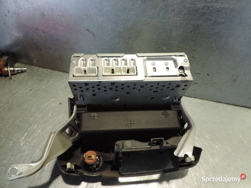 TOYOTA YARIS I RADIO FABRYCZNE 861200D011 Nowy Sącz sprzedam