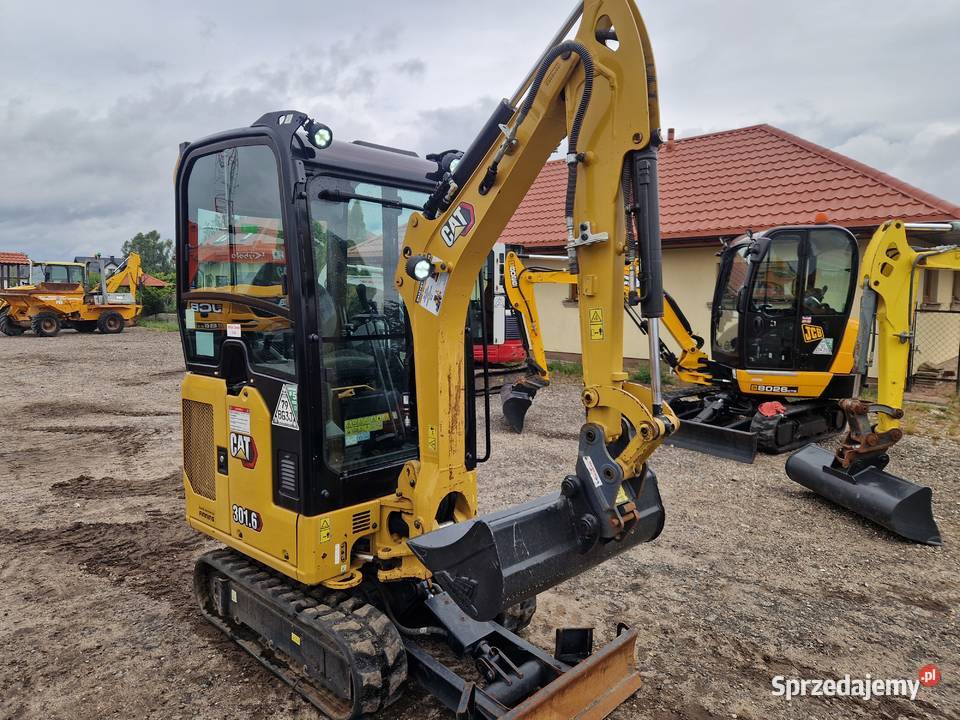 Minikoparka CATERPILLAR CAT 3016 2022r przebieg Ryżki