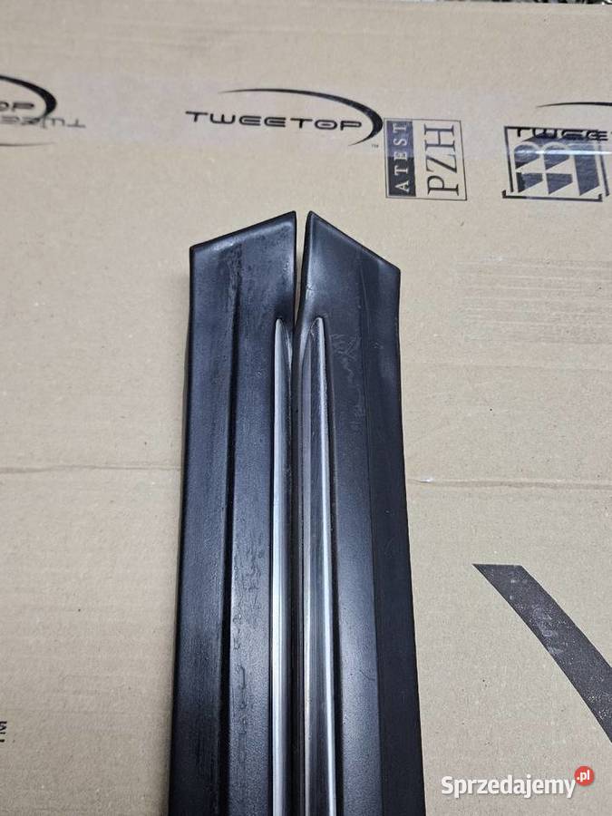 Listwy zderzaka Bmw e32 seria 7 Części montażowe Lublin