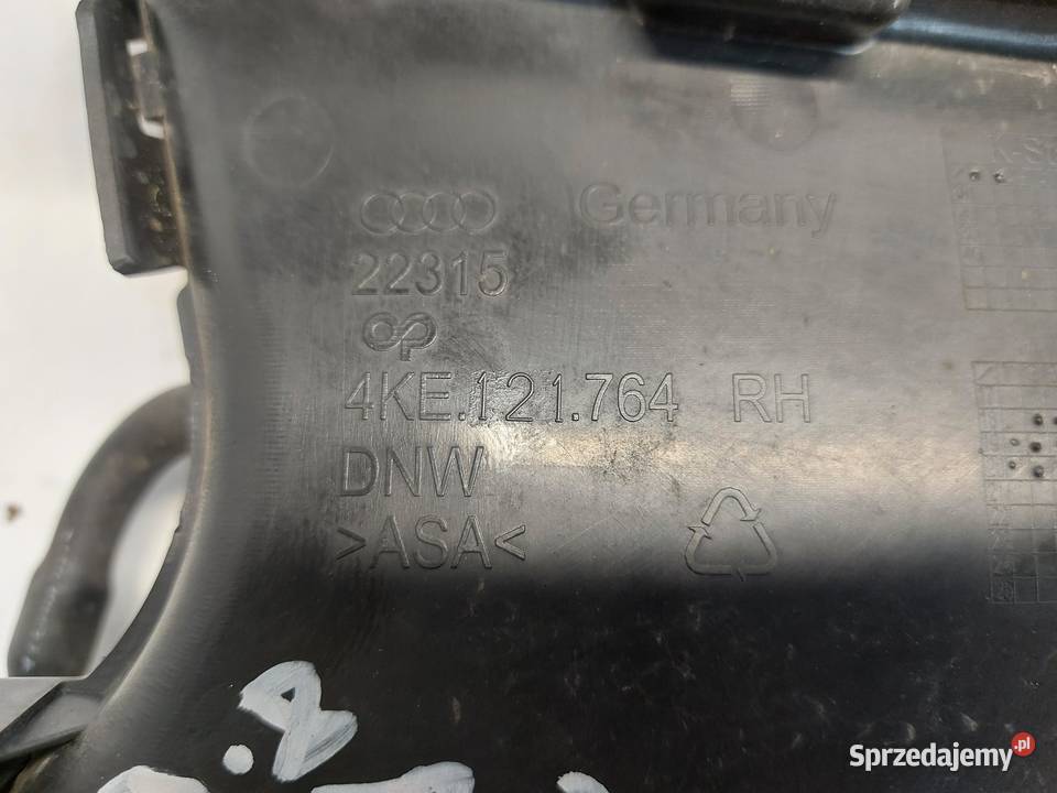 Audi Q8 ETRON SUV 4KE kratka wlot dolot zderzaka