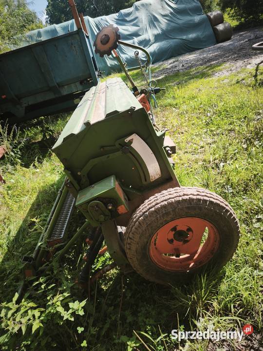 Sprzedam siewnik do zboża AMAZONE D830 SUPER 3 Knipy