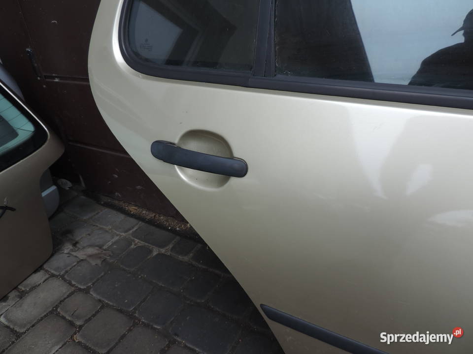 VOLKSWAGEN GOLF 4 IV 5D DRZWI PRAWY TYŁ LA1W osobowe Drzwi małopolskie Nowy Sącz
