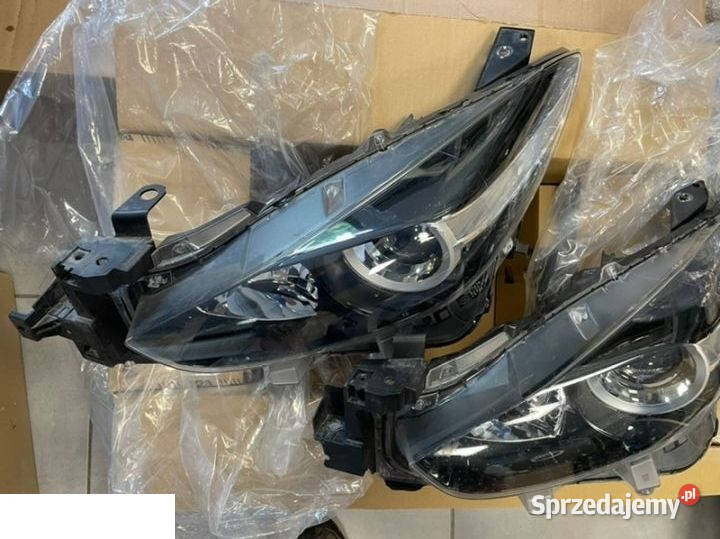 Mazda 3 2016 lift reflektor lewy przód Kozubszczyzna sprzedam