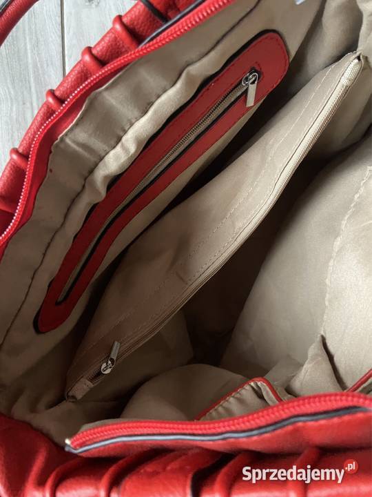 Nowa czerwona torebka pojemna nieużywana Na ramię