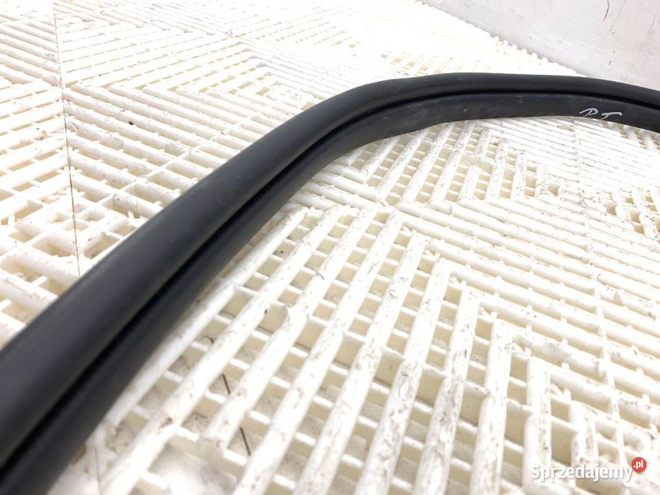 USZCZELKA TYŁ PRAWY KIA NIRO II SG2 Crossover osobowe sprzedam