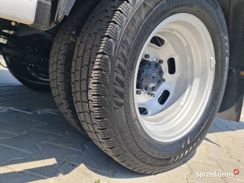 Iveco Daily 35C15 KONTENER 8 Palet WINDA 750 na 720kg Daleszyce