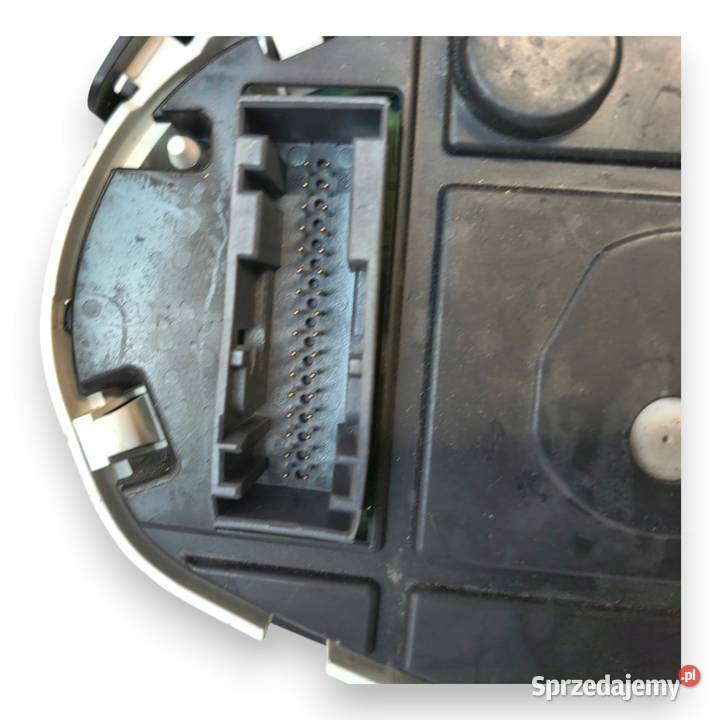 LICZNIK ZEGARY 8A6T10849CJ Ford Fiesta MK7 14 osobowe