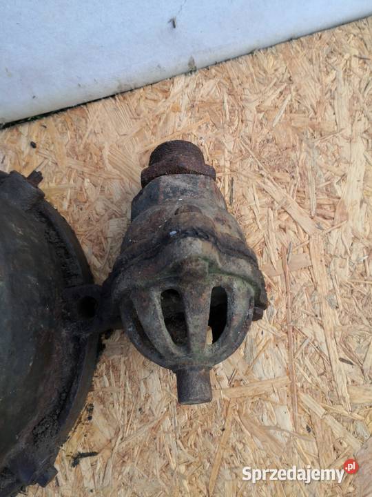 Stara Pompa Wodna Zabytek Antyk Jodłowa