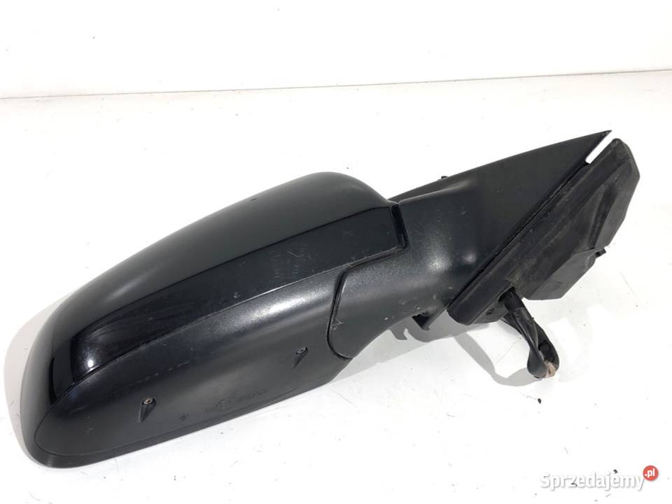 LUSTERKO PRAWY AUDI A3 8P Hatchback 0313 CZARNY