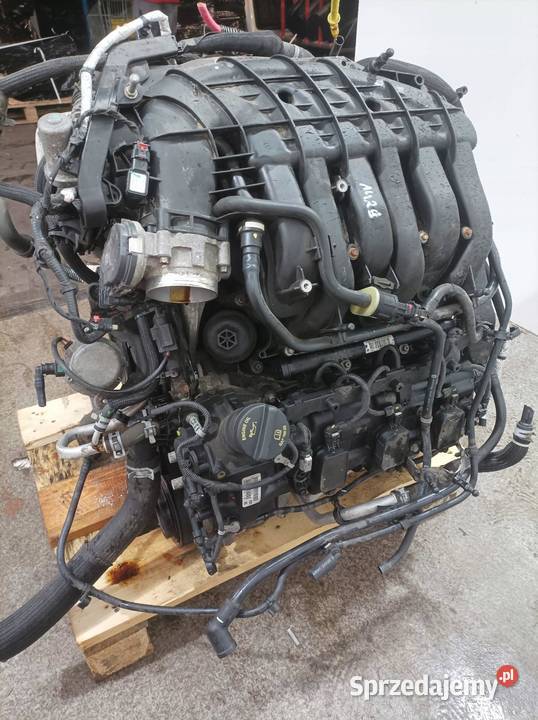 SILNIK KOMPLETNY BENZYNA P68233205AC 36 sprzedam