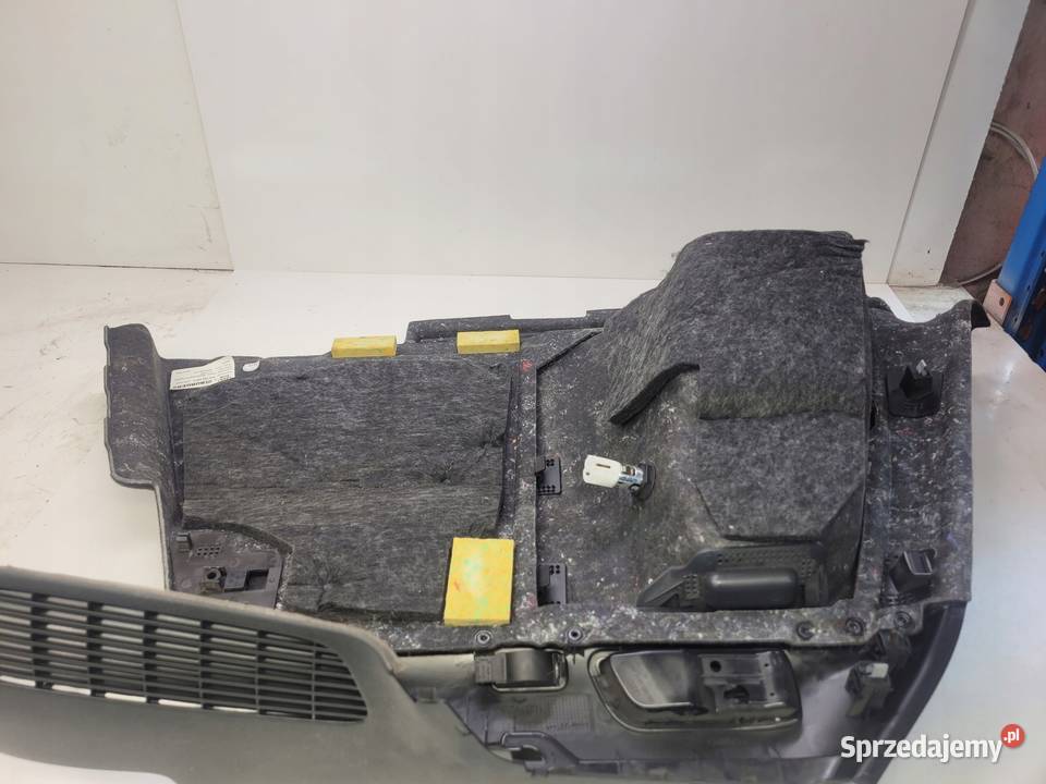BOCZEK BAGAŻNIKA PRAWY AUDI Q5 8R 8R0863880D osobowe Przystajń sprzedam
