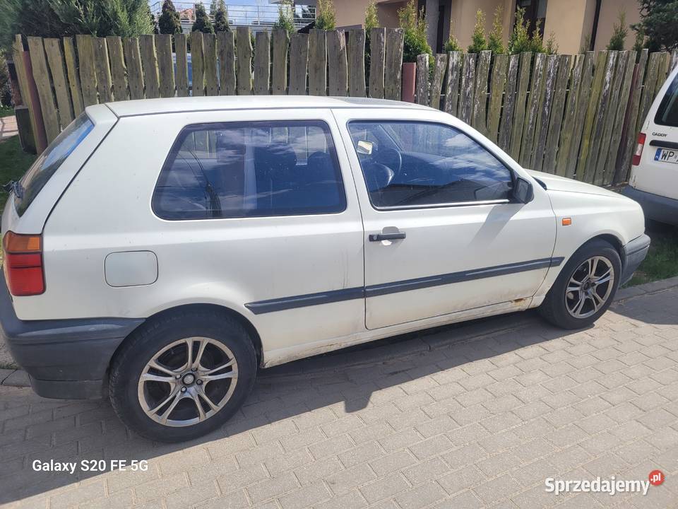 Sprzedam Volkswagen Golf 3 300000km Płock sprzedam