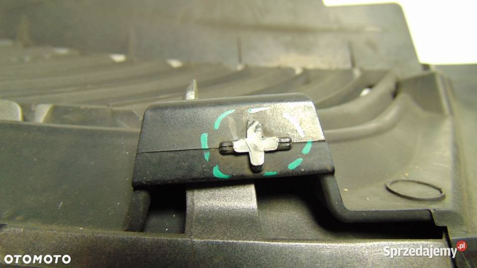 GRILL ATRAPA 7450A03719A MITSUBISHI L200 Nowy Tomyśl