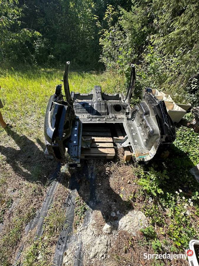 RANGE ROVER VELAR L560 LIFT 2021 2023 Podwozie sprzedam