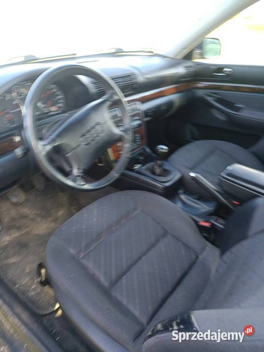 Sprzedam samochód audi a4 B5 18 gazie A4