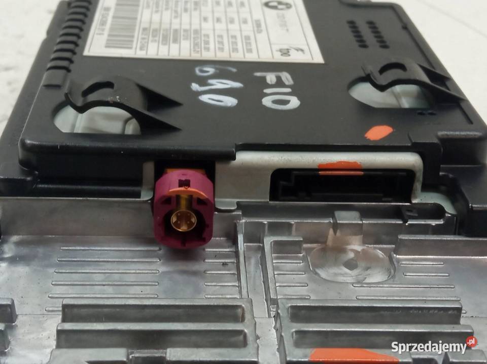 WYŚWIETLACZ 9243896 Bmw Seria 5 VI 2010 F071011