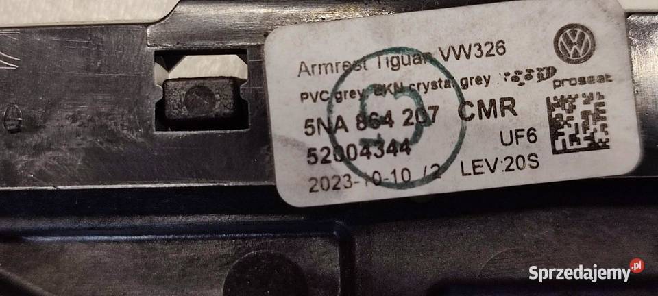 VW TIGUAN II PODŁOKIETNIK 5NA864207 5TA864207B osobowe