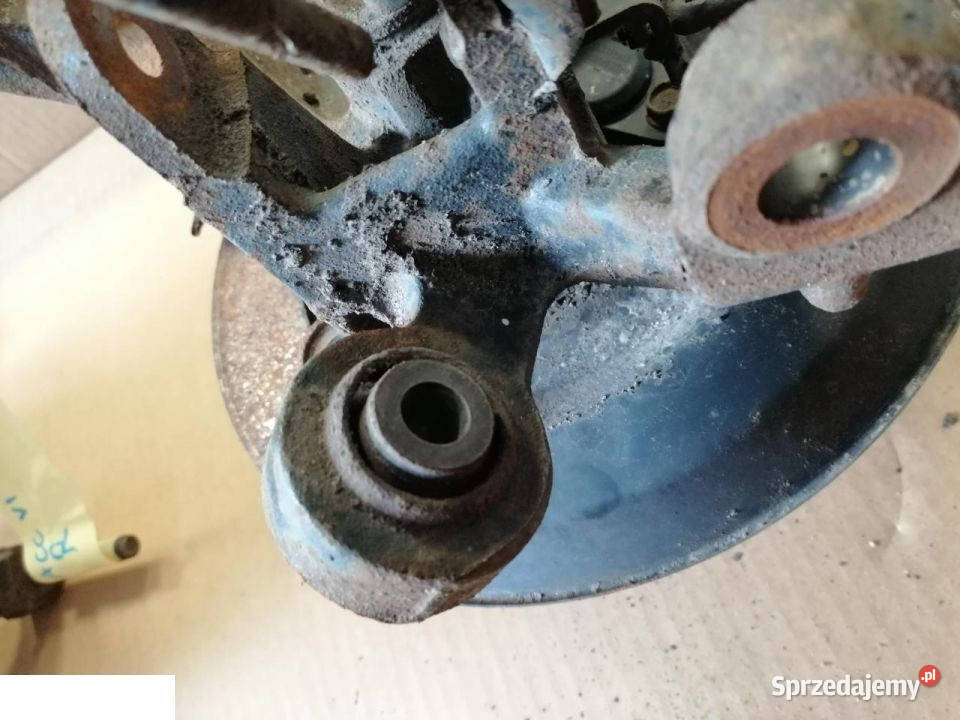 Honda accord VI 2000 zwrotnica przód prawa lewa osobowe lubelskie Kozubszczyzna