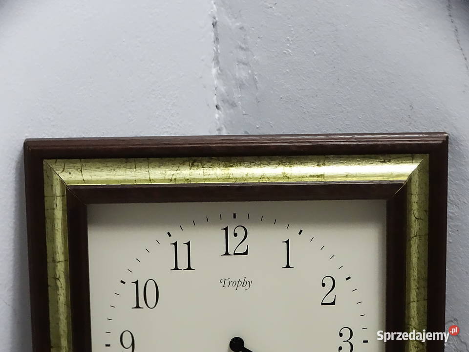 Stylowy Zegar Ścienny Trophy Junghans Quartz ścienny