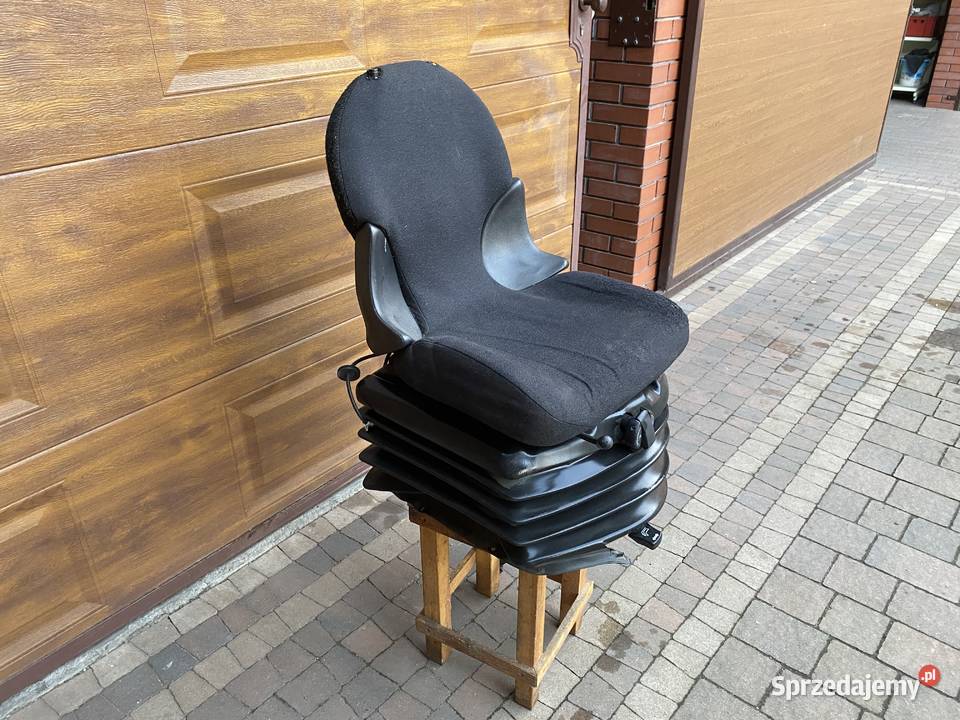 Fotel do traktora koparko ładowarki wysoki Pozostałe sprzedam