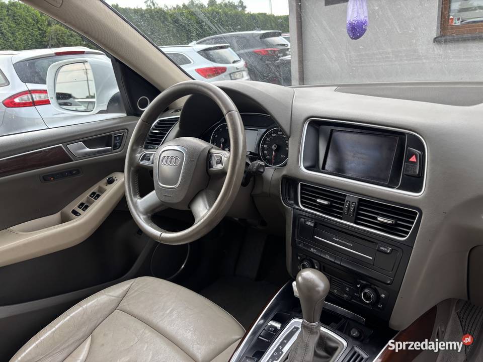 Audi Q5 1984cm3 Paniówki