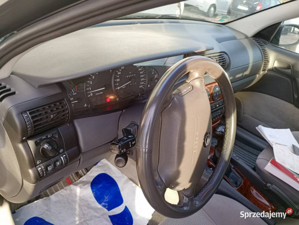 Opel Omega 25 v6 automat napęd tył welury B Zarejestrowany w Polsce Chełm Śląski
