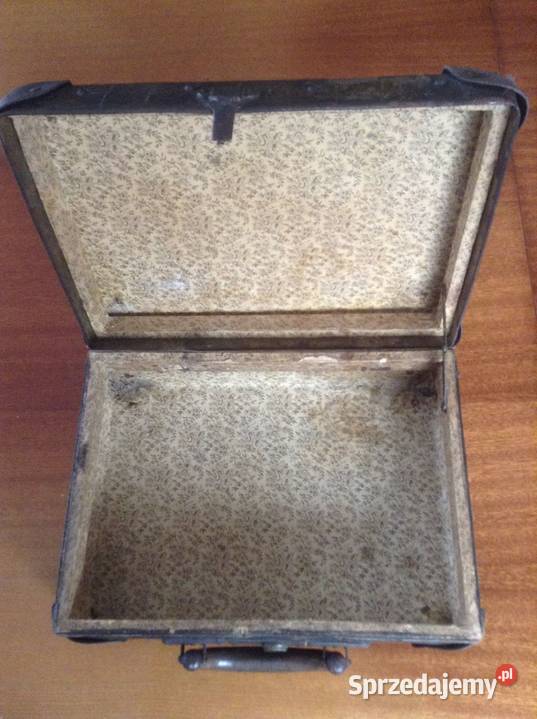 Przedwojenna walizeczka 39 x 21 x 10 Opole