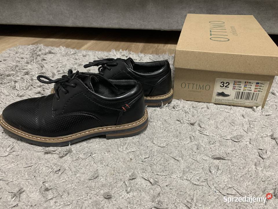 Buty pantofle chłopięce 32 pierwszokomunijne Chełm