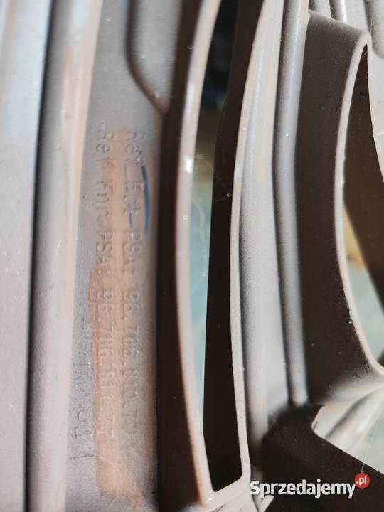 Kołpak peugeot 2 9678681077 osobowe Ostrów Wielkopolski