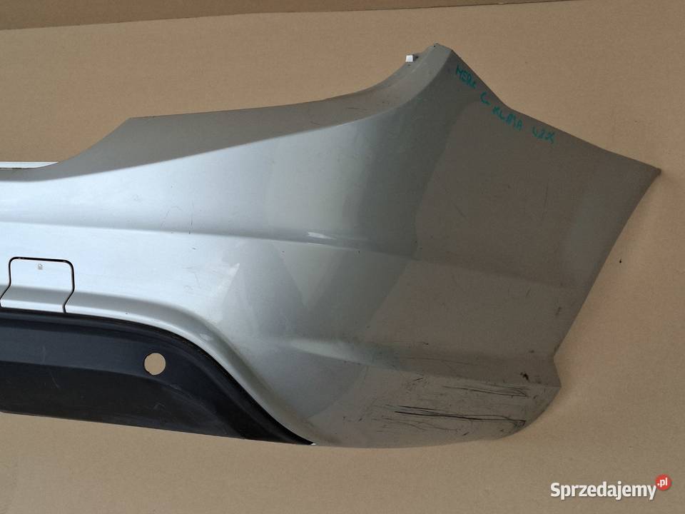 MERCEDES CKLASA W204 LIFT KOMBII AMG ZDERZAK TYŁ Bieleń sprzedam