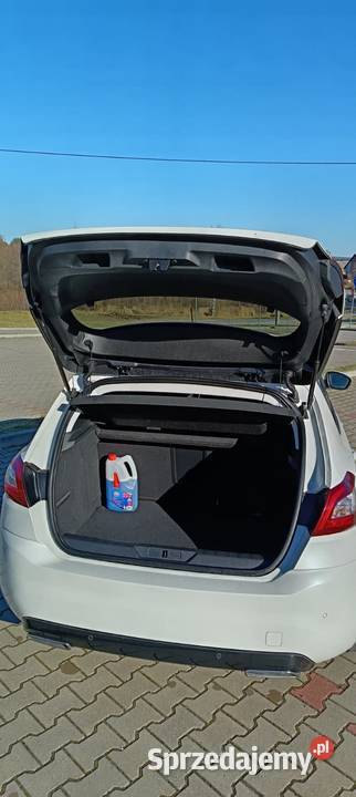 Sprzedam samochód osobowy Peugeot 308 12 benzyna 308 Motoryzacja Ciekoty