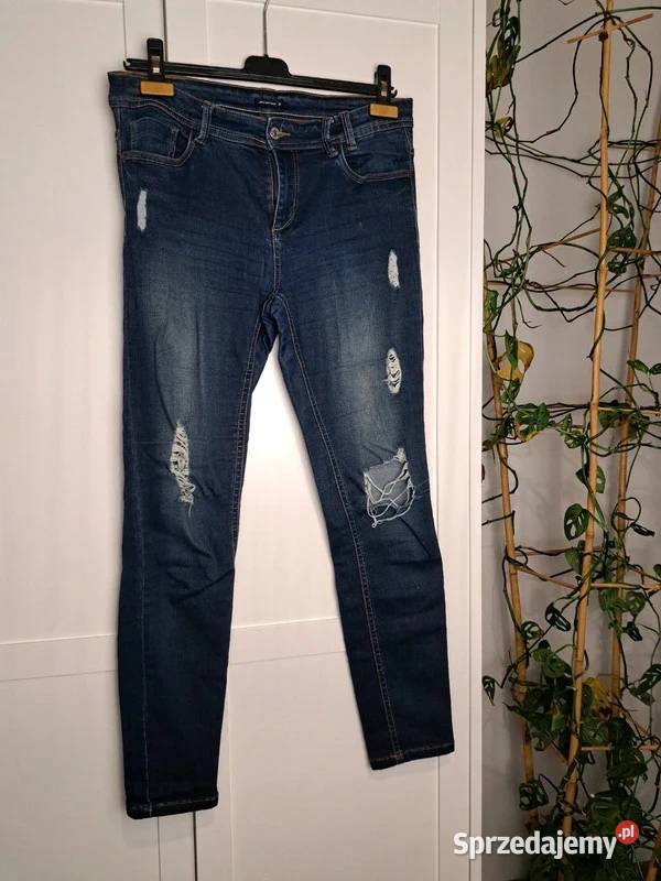 Jeansy Diverse z przetarciami 38 elastyczne