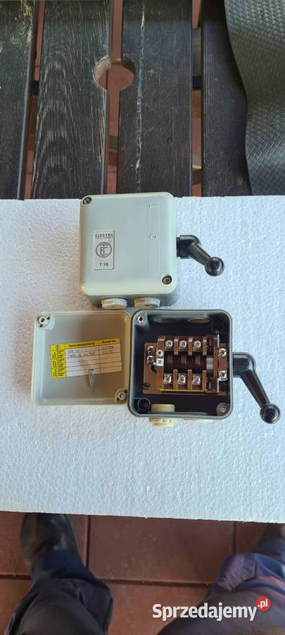 2 sztuki Wyłącznik główny z obudową 16A