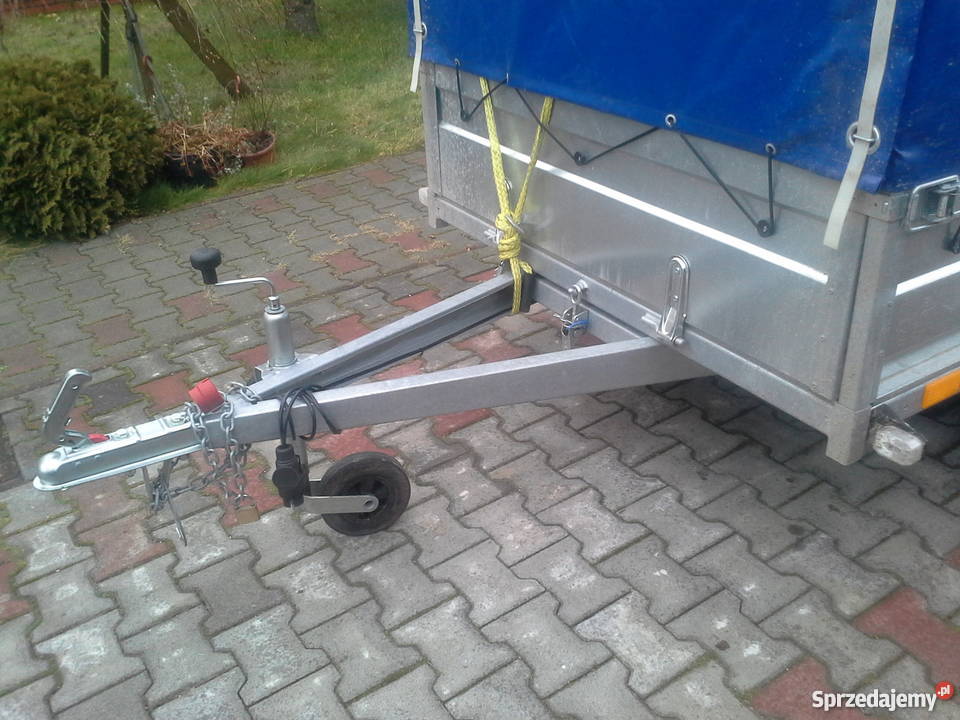 Przyczepka dwuosiowa z plandeka