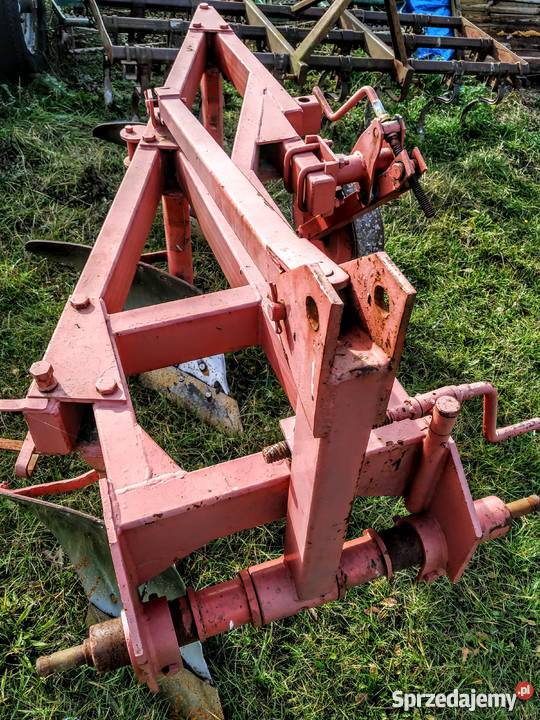 Pług 3 służbowy masywna rama szeroki rozstaw Parczew