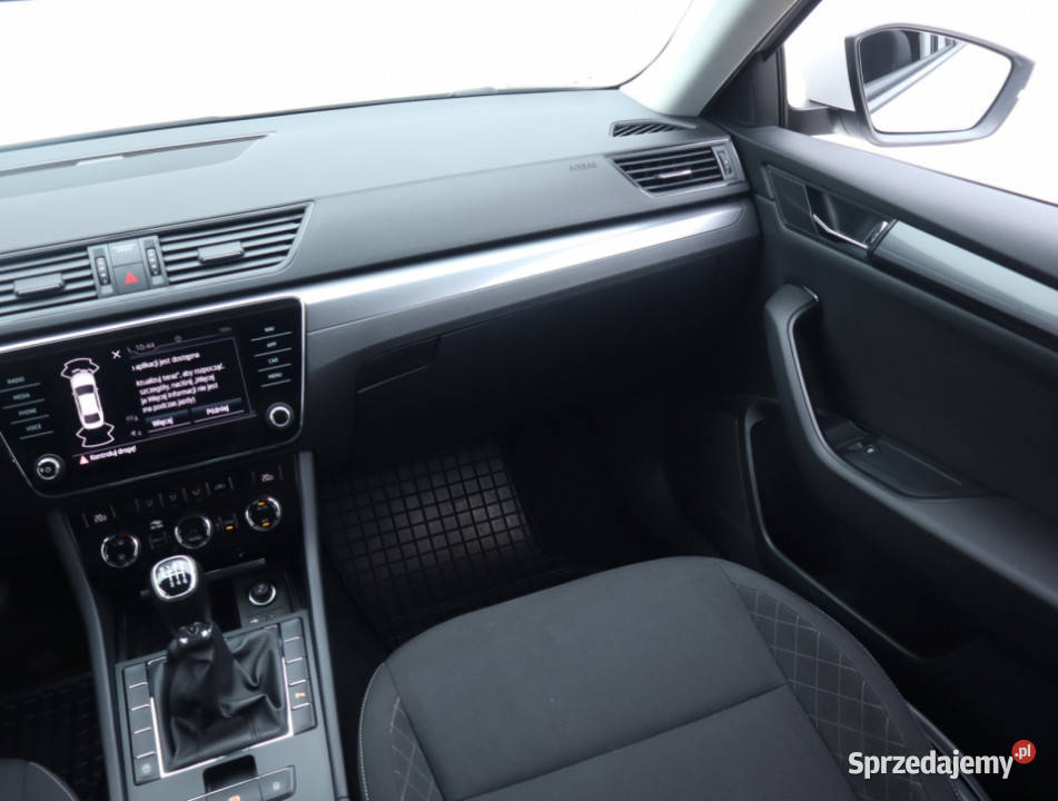 Skoda Superb 15 TSI Rok produkcji 2021 Łódź