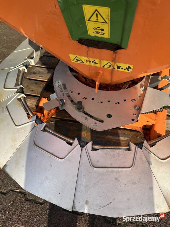 Amazone ES 750 posypywarka piaskarko solarka Milicz