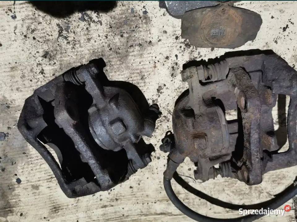 Zaciski hamulcowe przód BMW e30 komplet Żory sprzedam
