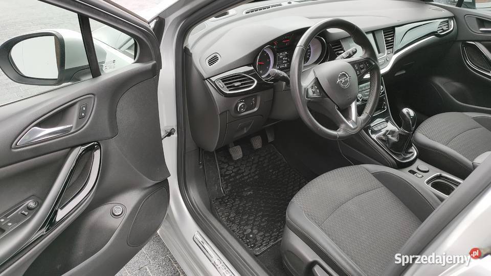 Opel Astra 16 CDTI136 polski salon bezwypadkowy małopolskie Kraków