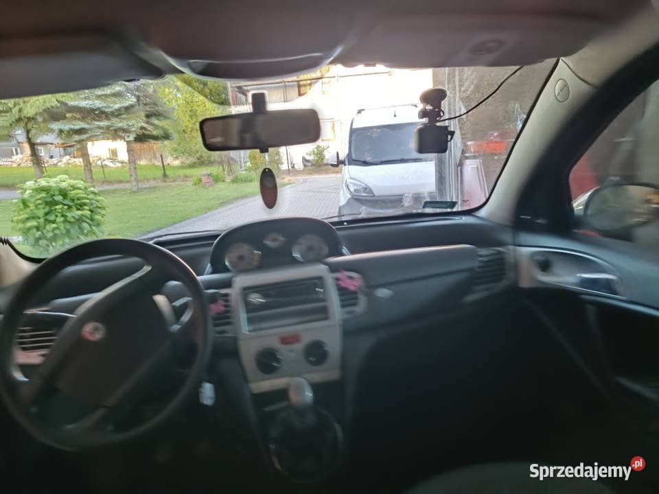 Lancia Ypsilon 12 ABS sprzedam