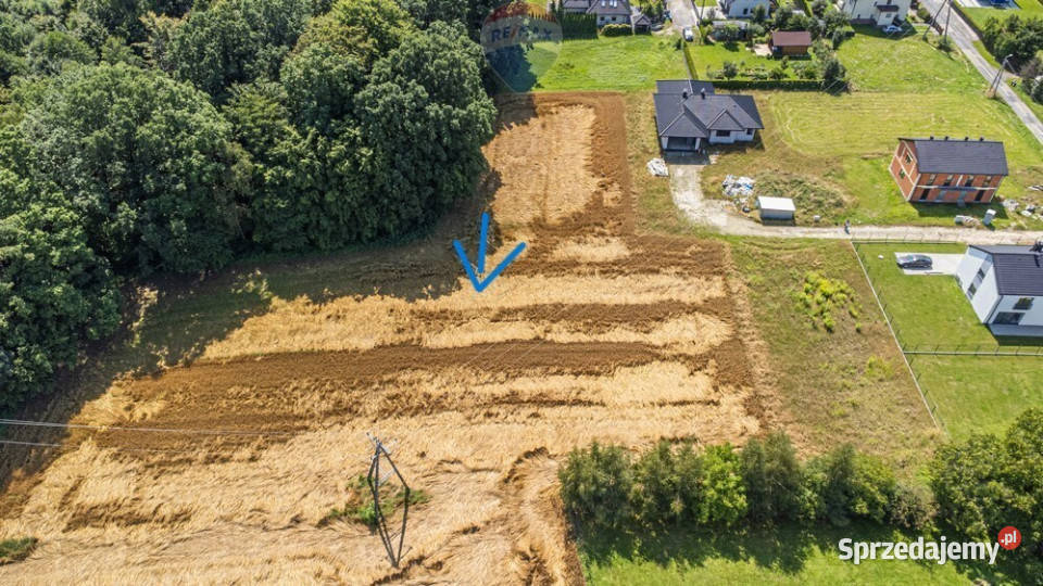 KOMOROWICE ŚLĄSKIE DZIAŁKA BUDOWLANA