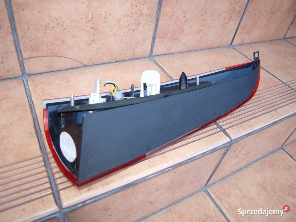 Volvo V70 lampa prawa tył góra 2004 2007r wielkopolskie Kalisz sprzedam