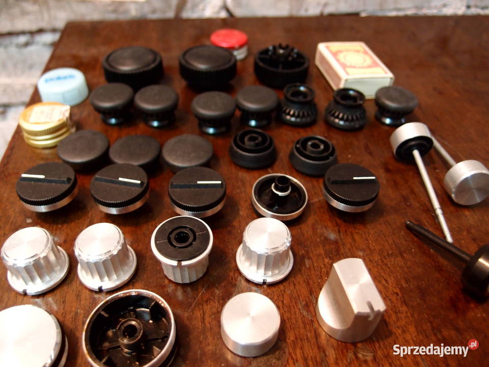 pokrętła gałki przyciski PRL radioodbiorników Łódź