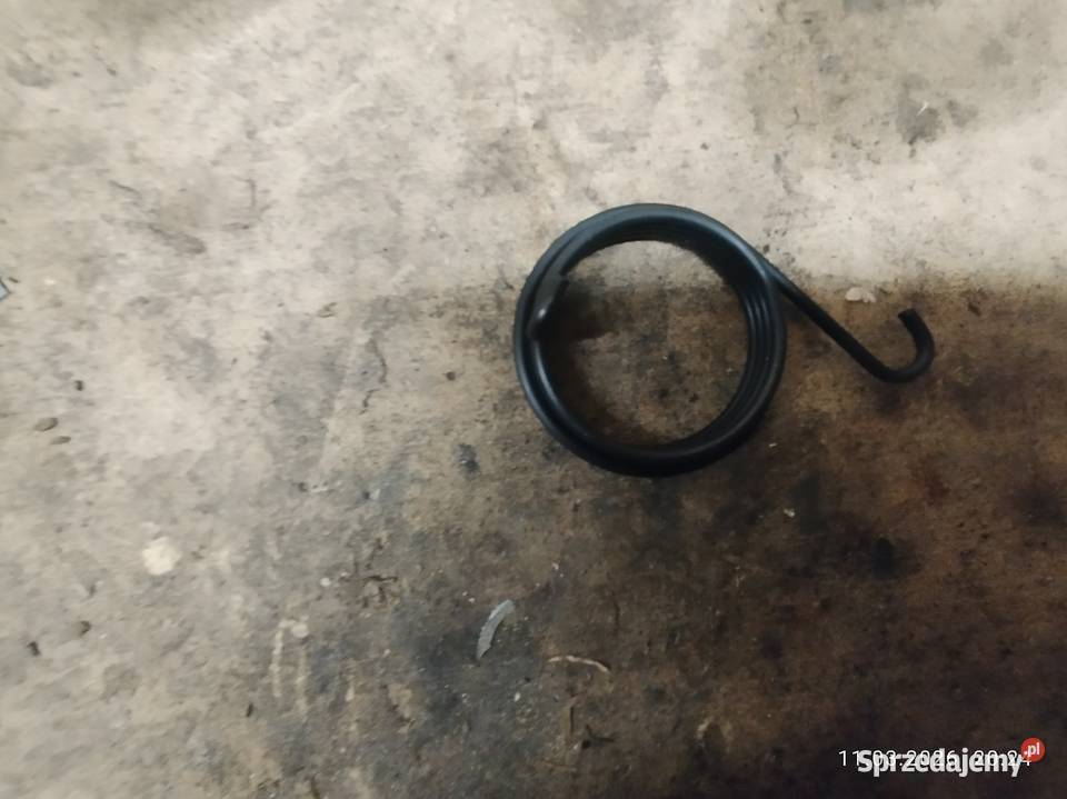 Sprężyna pół księżyca skuter 4t Części i akcesoria motocyklowe kujawsko-pomorskie Szubin