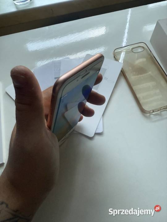 iPhone 8 64GB Gold Stan Dębowiec sprzedam