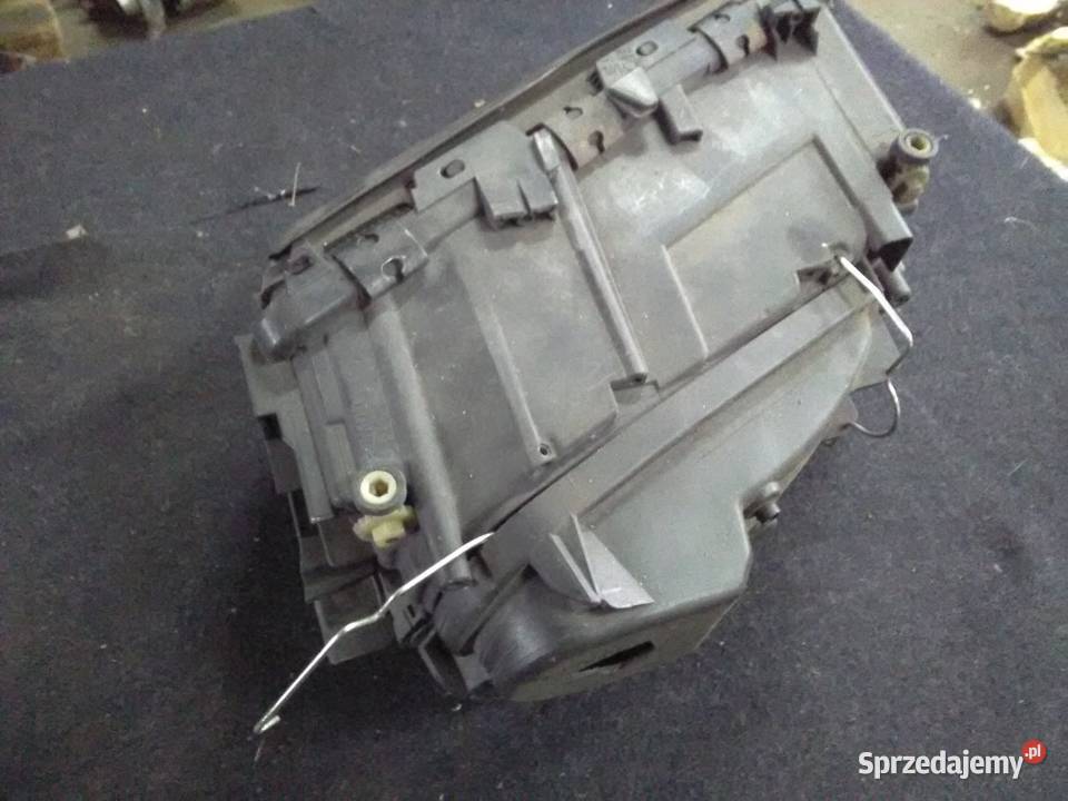 LAMPA PRZOD PRZEDNIA LEWA AUDI A8 D2 Choszczno