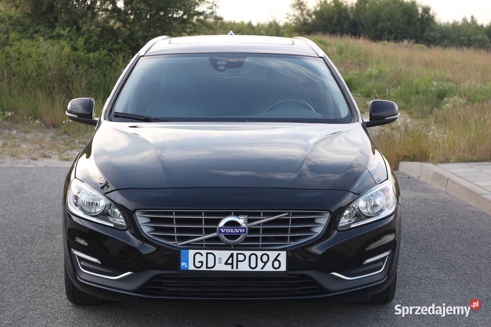Volvo V60 lift 2016 20 turbo benzyna 245 automat Volvo Gdańsk