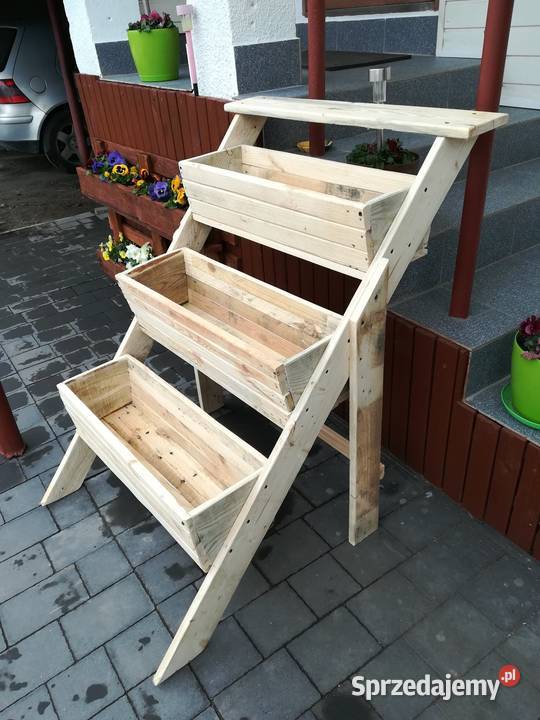Drewniany kwietnik stojak na kwiaty kaskada mazowieckie Miętne