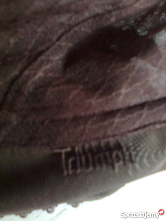 TRIUMPH MARKOWY KORONKOWY BIUSTONOSZ 90 D Piła